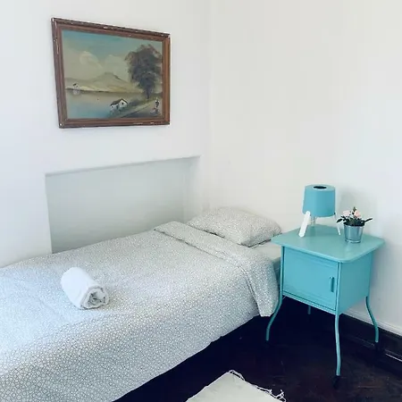 Gama House בית הארחה